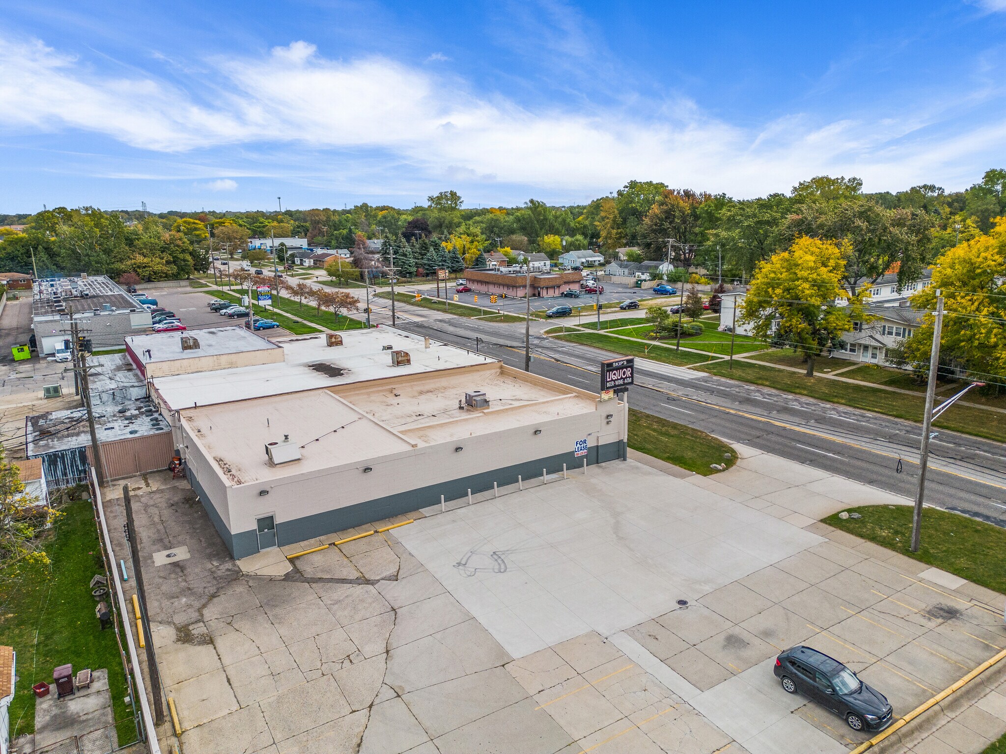 8817 E 10 Mile Rd, Center Line, MI for sale Building Photo- Image 1 of 1