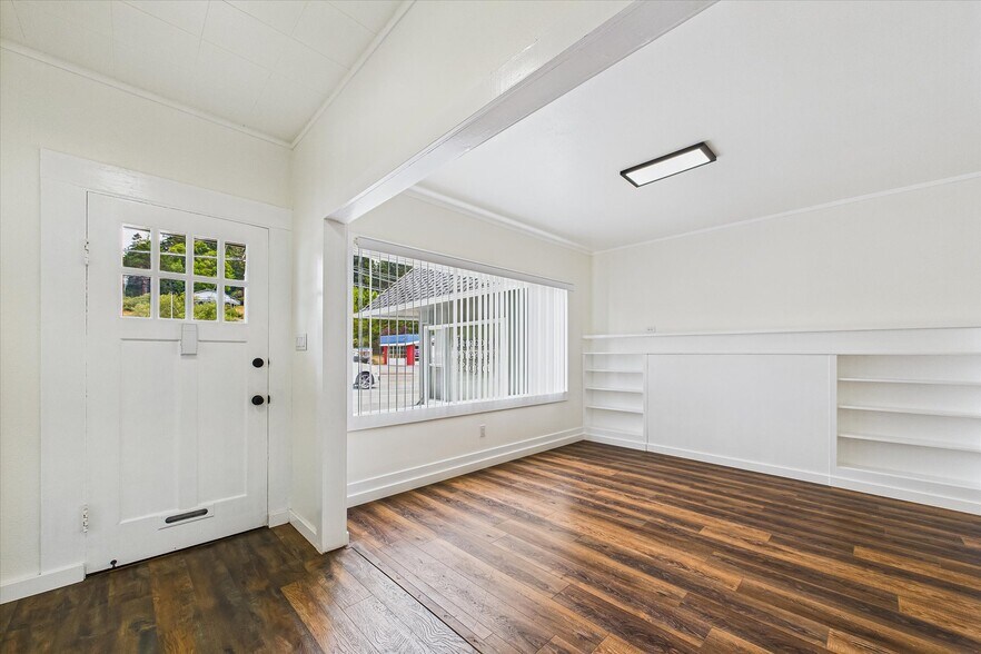 1645 Main St, Fortuna, CA for sale - Building Photo - Image 3 of 34