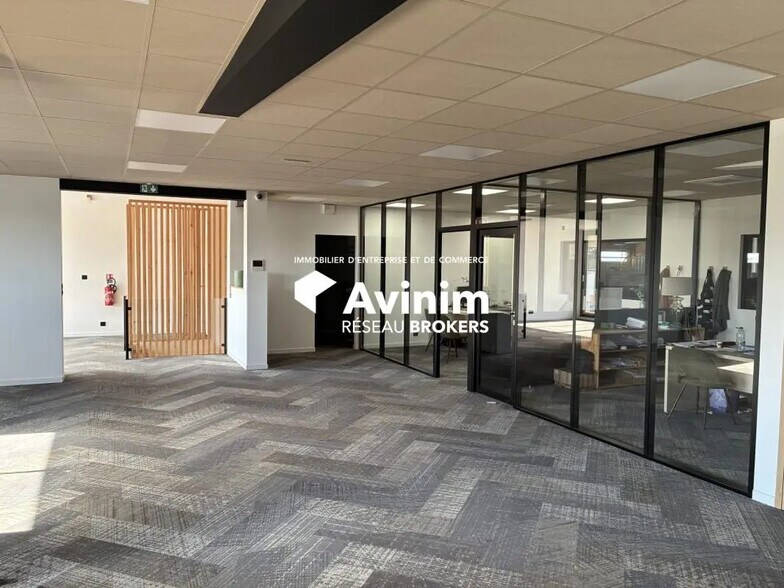 Industrial in Miramas for lease - Interior Photo - Image 3 of 8