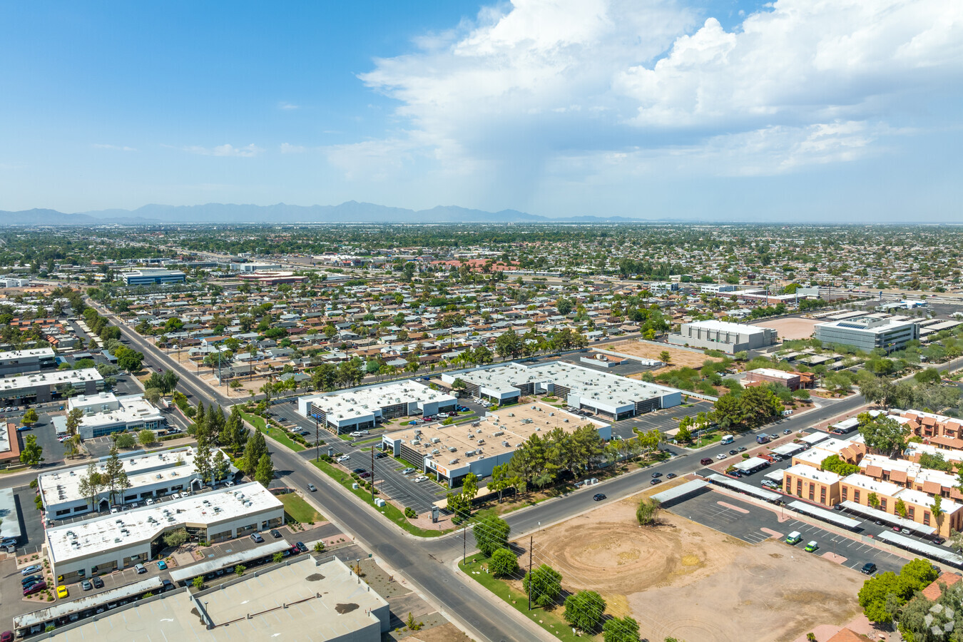 8826 N 23rd Ave, Phoenix, Az 85021 - Townley Business Park: Bldg C 