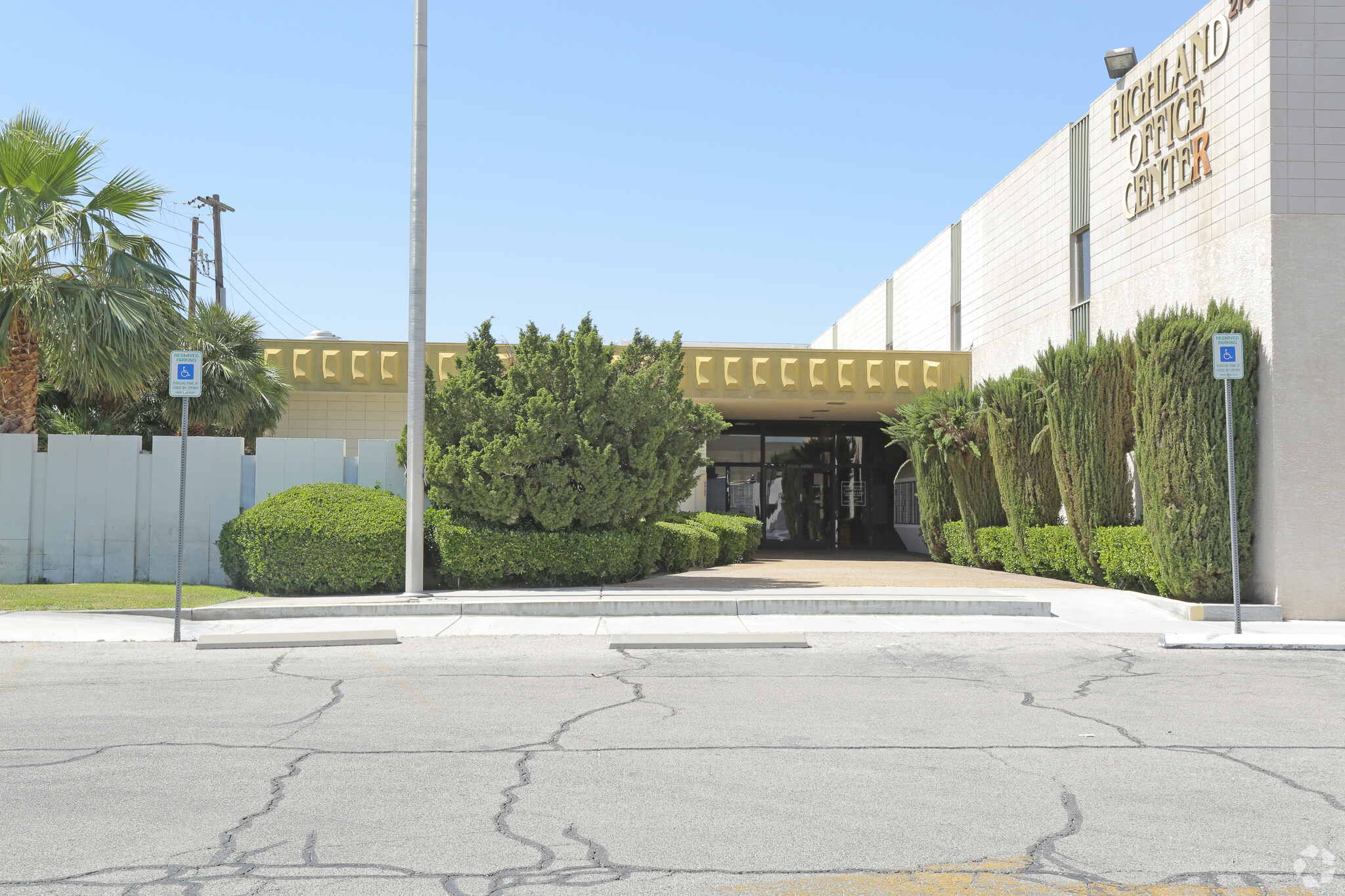 2753 S Highland Dr, Las Vegas, NV for sale Building Photo- Image 1 of 6