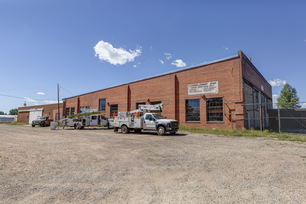 460 W University Ave, Laramie, WY for sale Primary Photo- Image 1 of 10