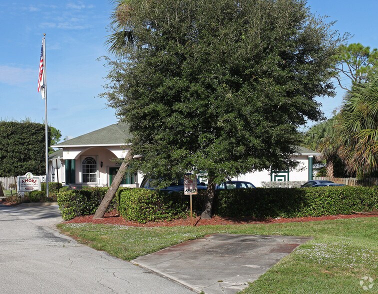 1634 S Kanner Hwy, Stuart, FL for sale - Building Photo - Image 1 of 1