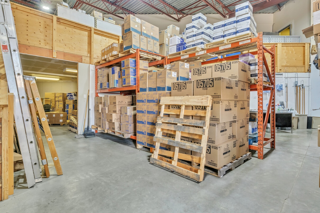 11871 Horseshoe Way, Richmond, BC V7A 5H5 - Unit 1165 - - Interior Photo - Image 1 of 3