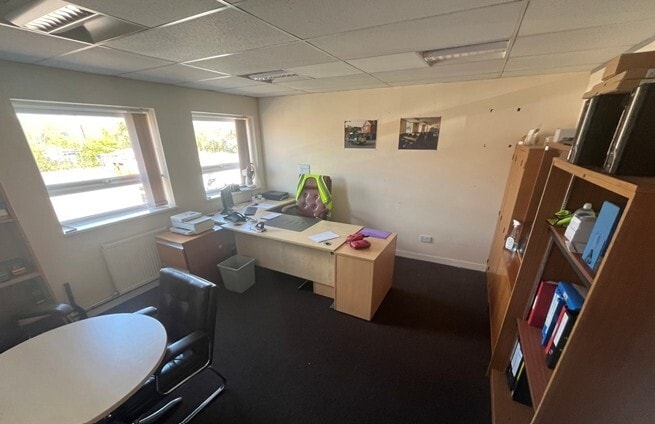 7-9 Uxbridge Rd, Leicester for lease - Interior Photo - Image 3 of 3