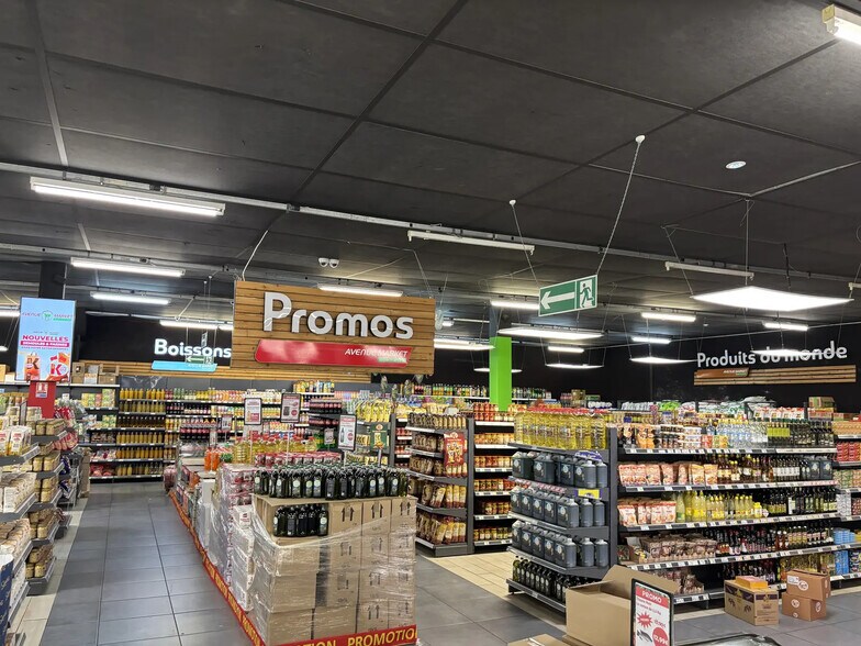 30 Boulevard Du Doyenné, Angers for sale - Interior Photo - Image 2 of 3