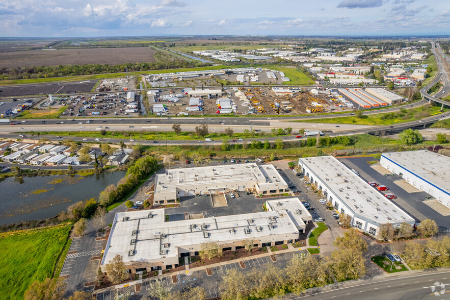 3680 Industrial Blvd, West Sacramento, CA for lease - Building Photo - Image 3 of 4