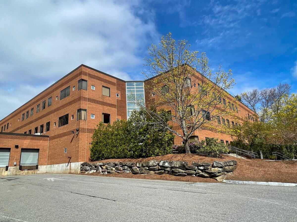 125 Nagog Park, Acton, MA 01720 - 125 Nagog Park | LoopNet