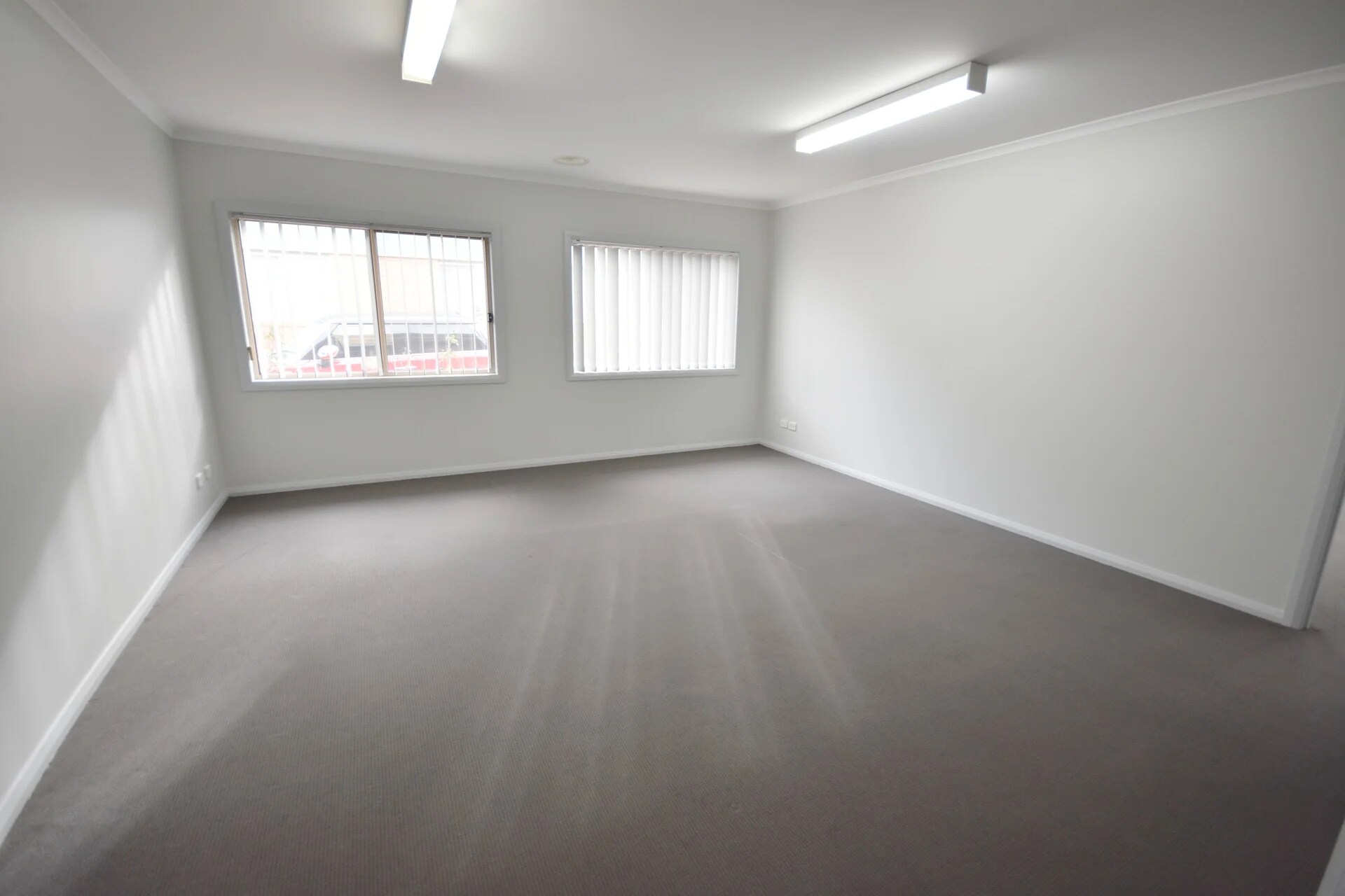 48 Conrad Pl, Lavington for lease Interior Photo- Image 1 of 5