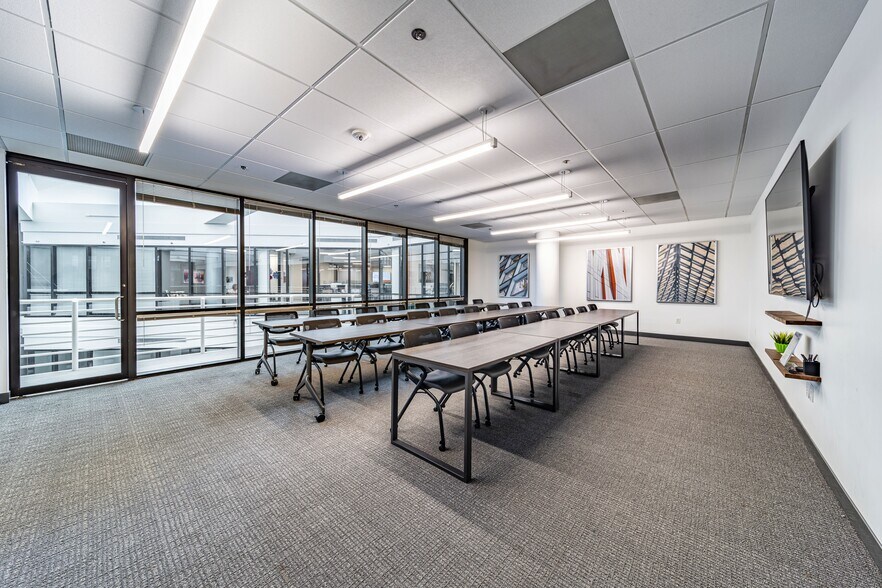 500 N Central Expy, Plano, TX for lease - Building Photo - Image 2 of 83