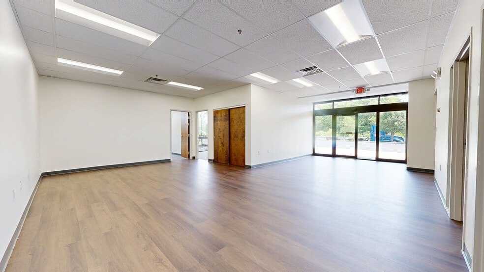 375 Northpointe Dr, Fairfield, OH for lease - Matterport 3D Scan - Image 2 of 21