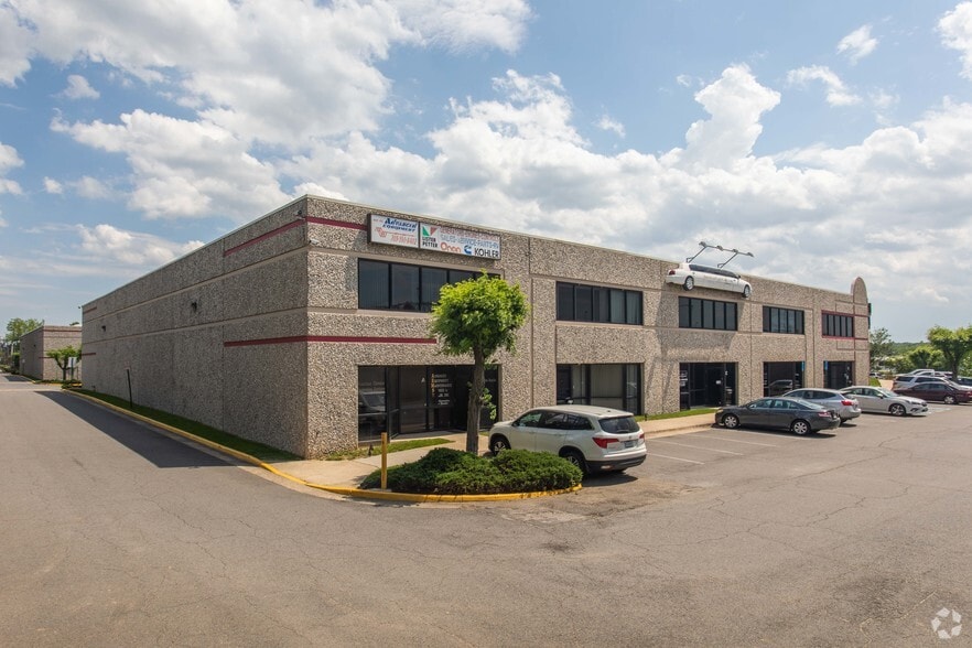 8390 Terminal Rd, Lorton, VA for lease - Building Photo - Image 2 of 7