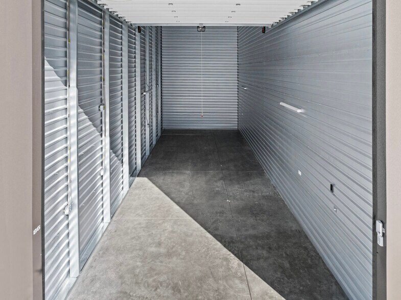 6370 N Virginia St, Reno, NV for sale - Building Photo - Image 3 of 28