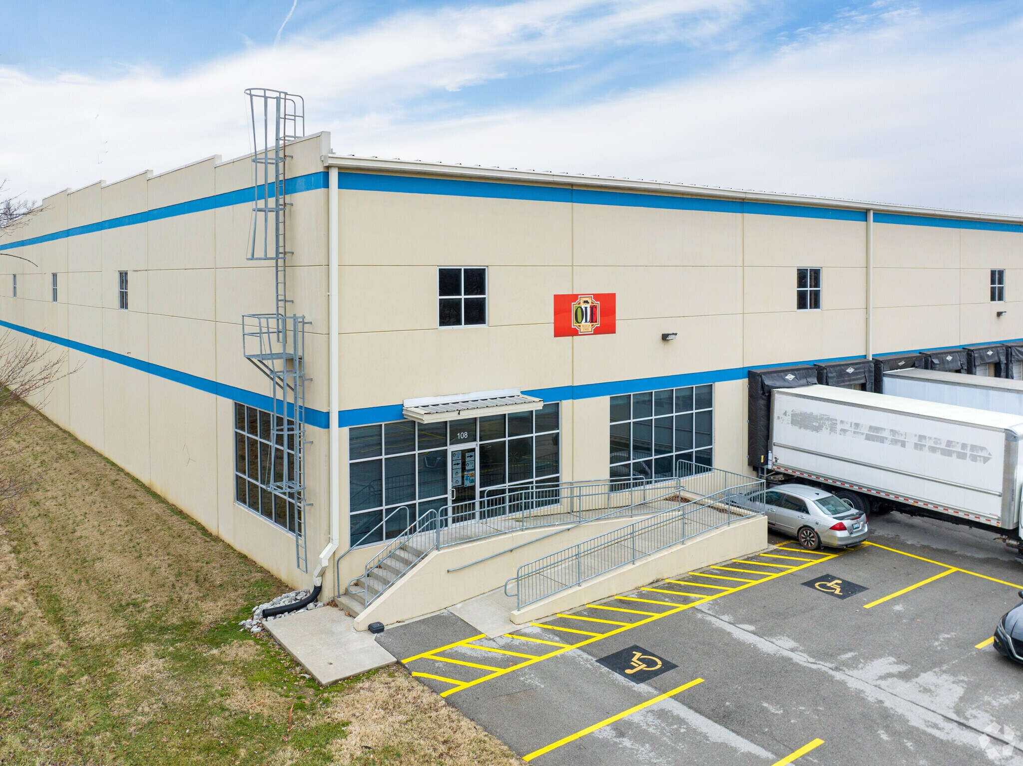 4310 Chef's Way, Louisville, KY for sale Primary Photo- Image 1 of 1