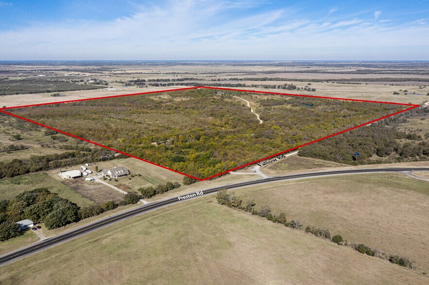 57 Fallon Rd, Gunter, TX 75058