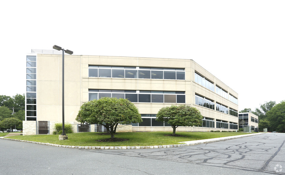 3120 Princeton Pike, Lawrenceville, NJ for lease - Building Photo - Image 3 of 4