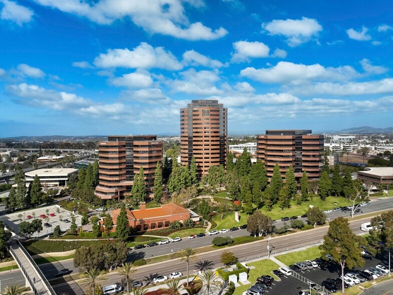 4365 Executive Dr, San Diego, CA for lease - Building Photo - Image 3 of 20