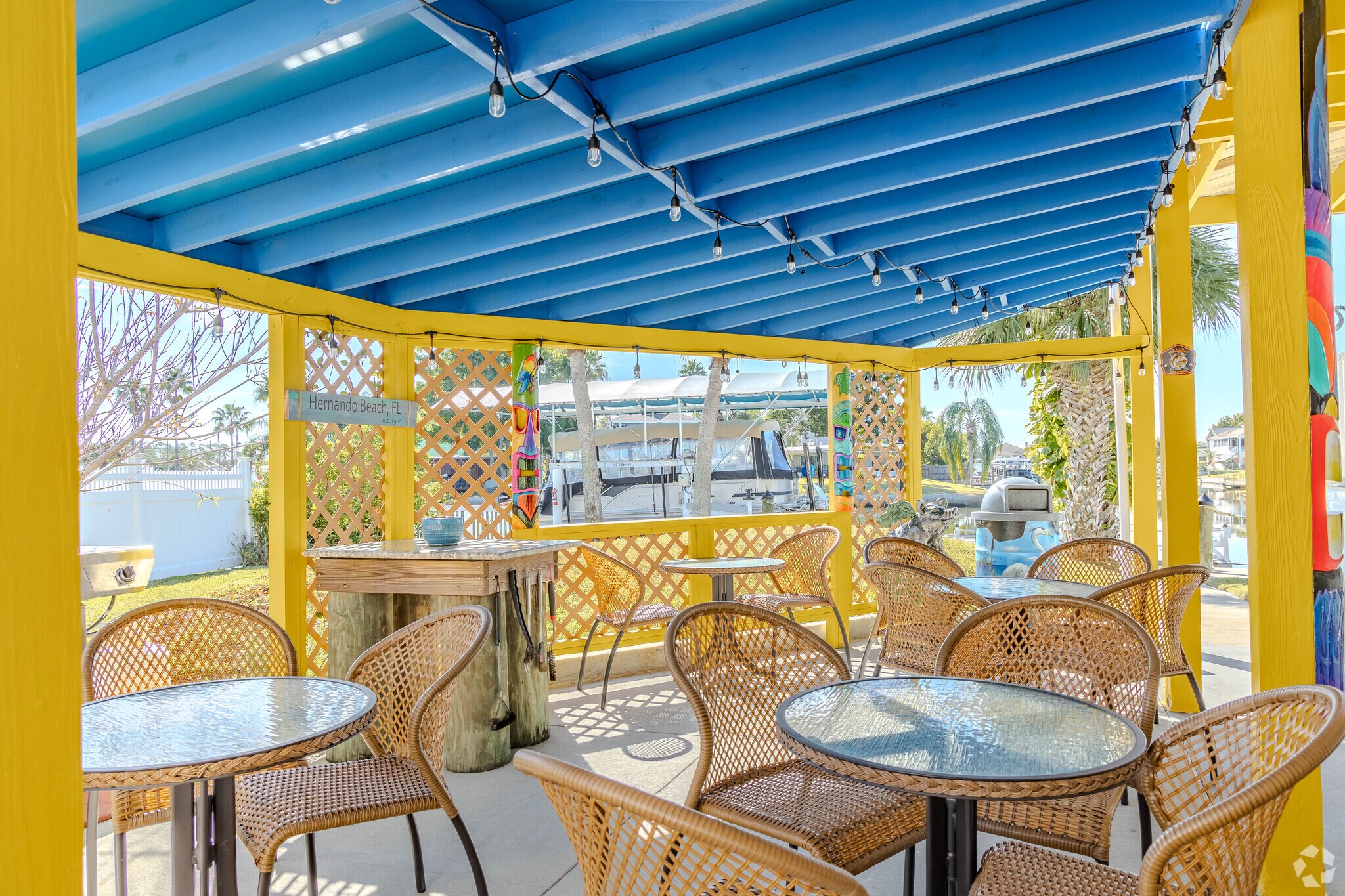 4138 Pine Dale Ct, Hernando Beach, FL 34607 The Captain's House