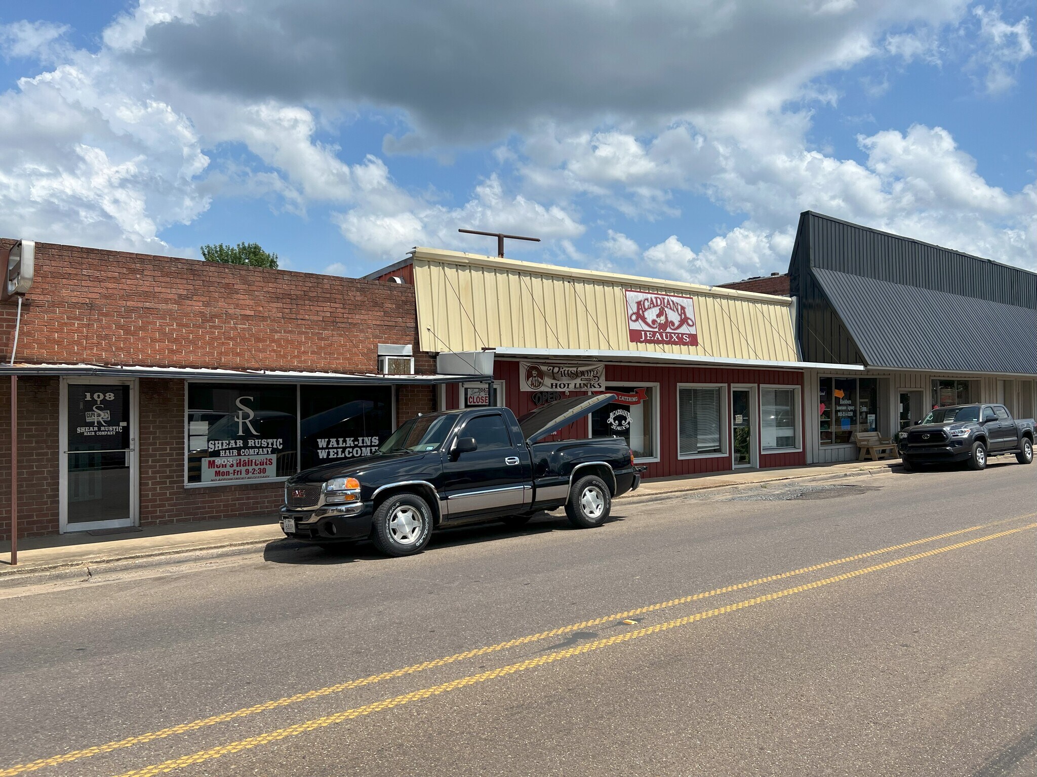 110 Main St, Hooks, TX for sale Building Photo- Image 1 of 1