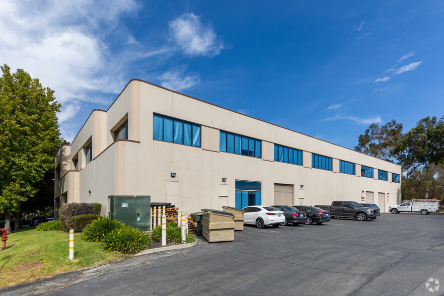 2280 Bates Ave, Concord, CA for lease - Building Photo - Image 3 of 9