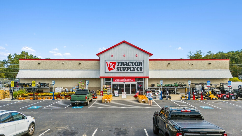 391 N Main St, Woodruff, SC for sale - Building Photo - Image 1 of 6