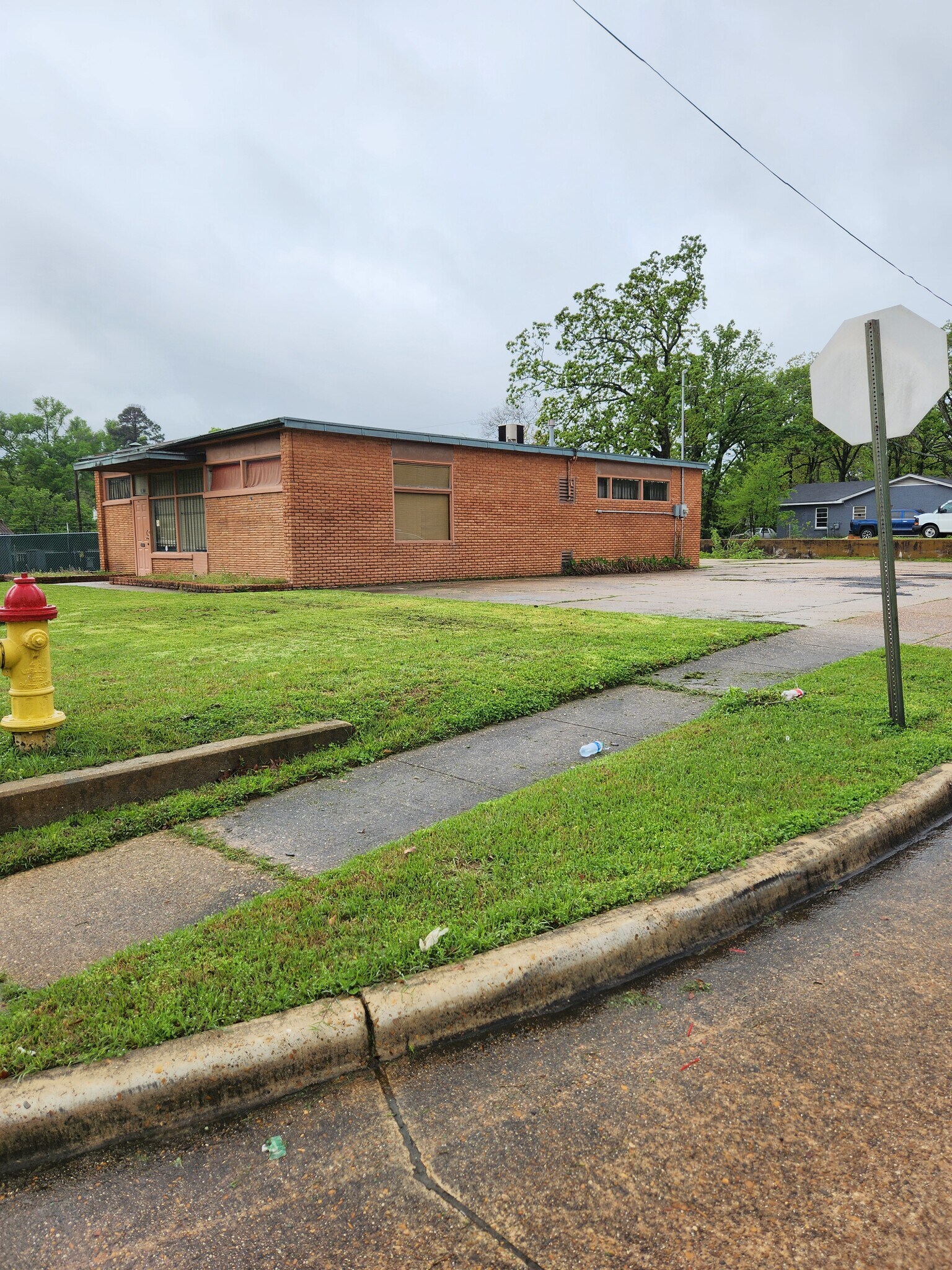 3858 Linwood Ave, Shreveport, LA for lease Building Photo- Image 1 of 6