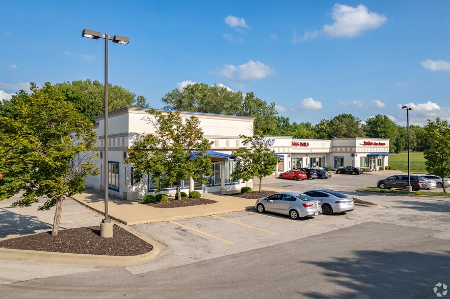 2620-2690 SW 7 Hwy, Blue Springs, MO for lease - Building Photo - Image 1 of 5