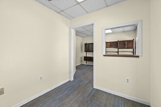 6416-6420 Central Ave, Saint Petersburg, FL for lease Interior Photo- Image 1 of 15