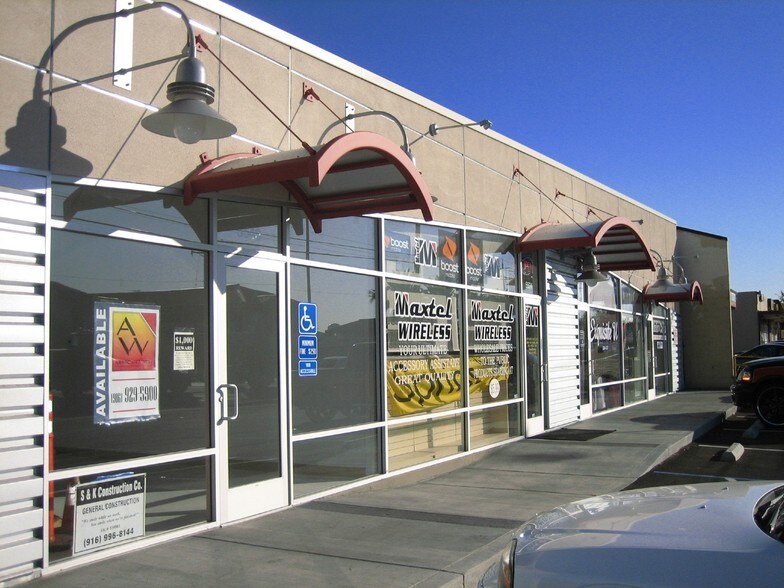 55265540 Watt Ave, North Highlands, CA 95660