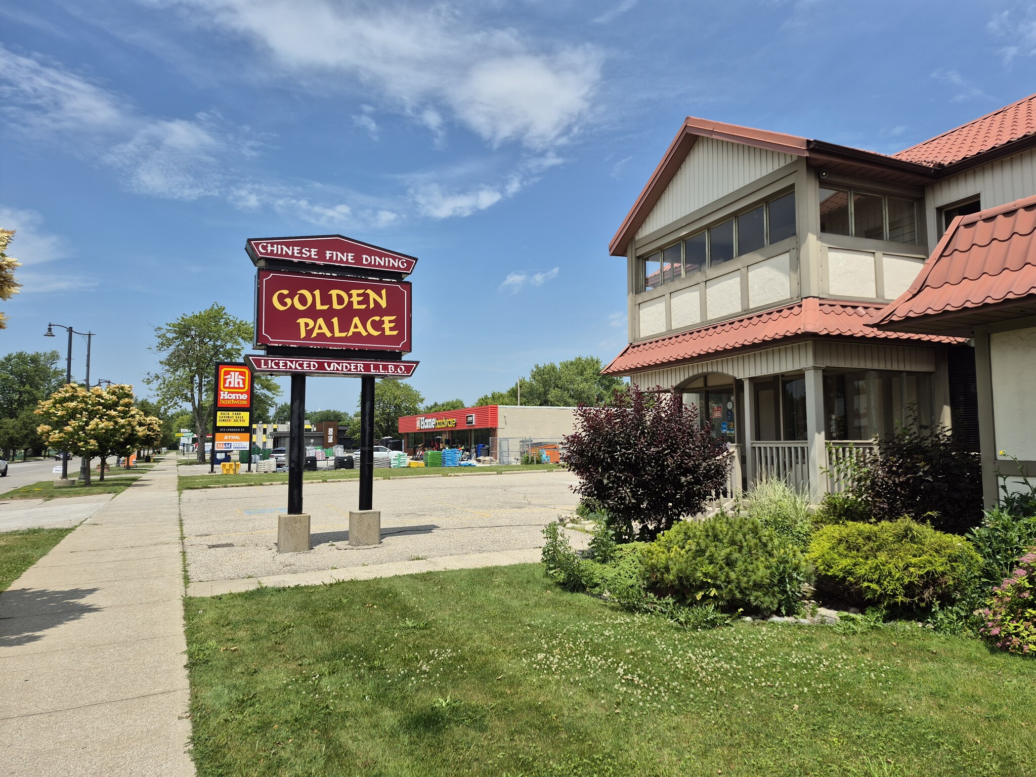 380 Lyndoch St, Corunna, ON for sale Primary Photo- Image 1 of 11