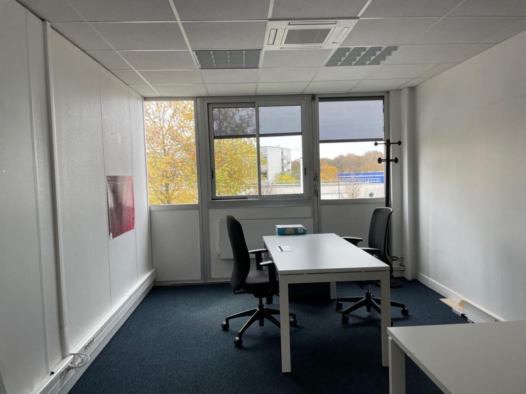 Flex in Trappes for sale Interior Photo- Image 1 of 4