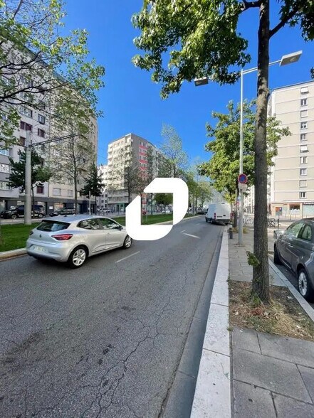 48 Boulevard Joseph Vallier, Grenoble for lease - Building Photo - Image 3 of 16