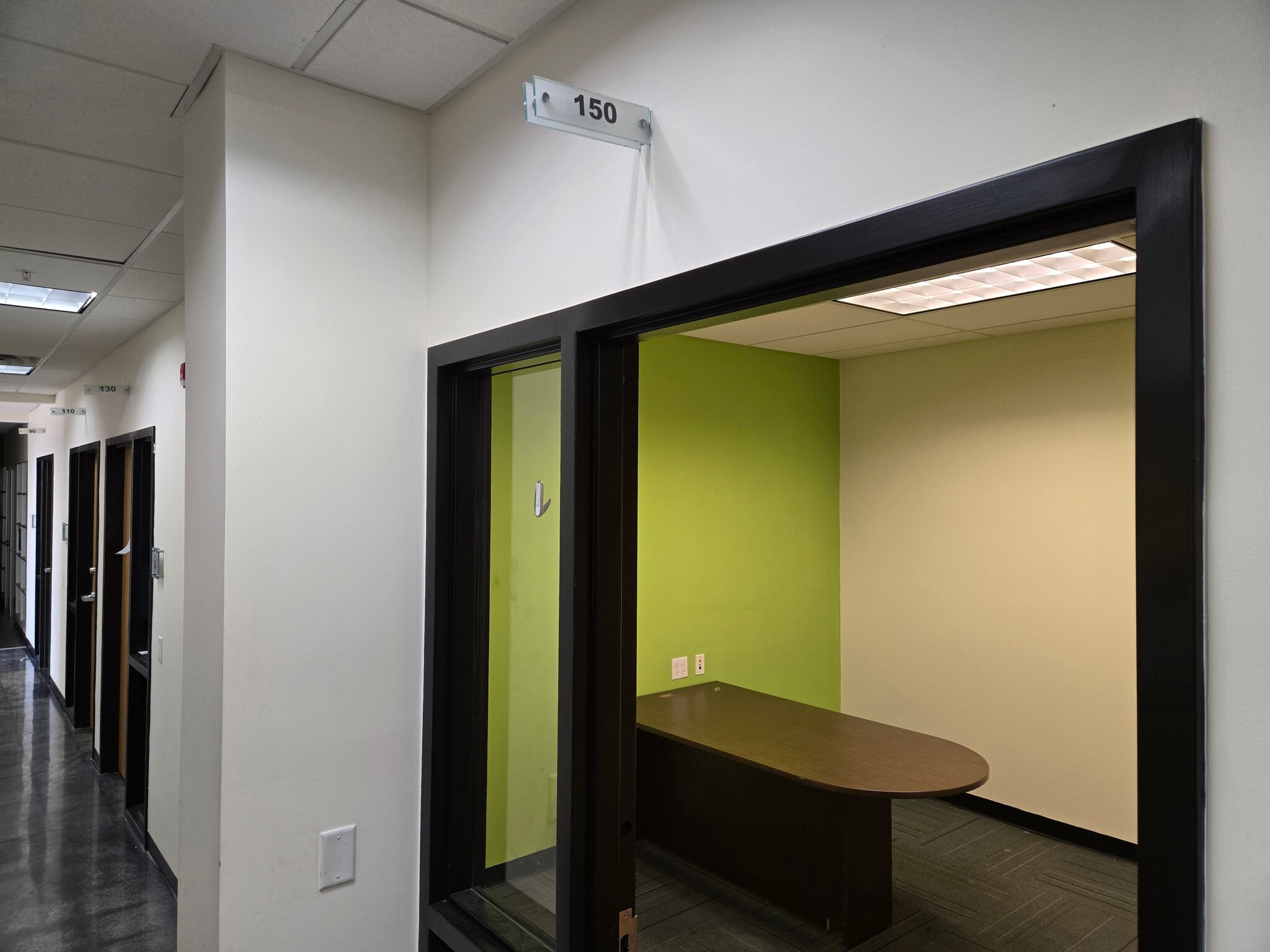 7220 N Lindbergh Blvd, Hazelwood, MO for lease Interior Photo- Image 1 of 4