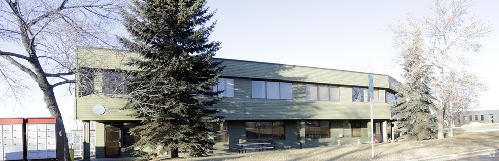 2005-2007 91 Av NW, Sherwood Park, AB for lease - Building Photo - Image 3 of 6