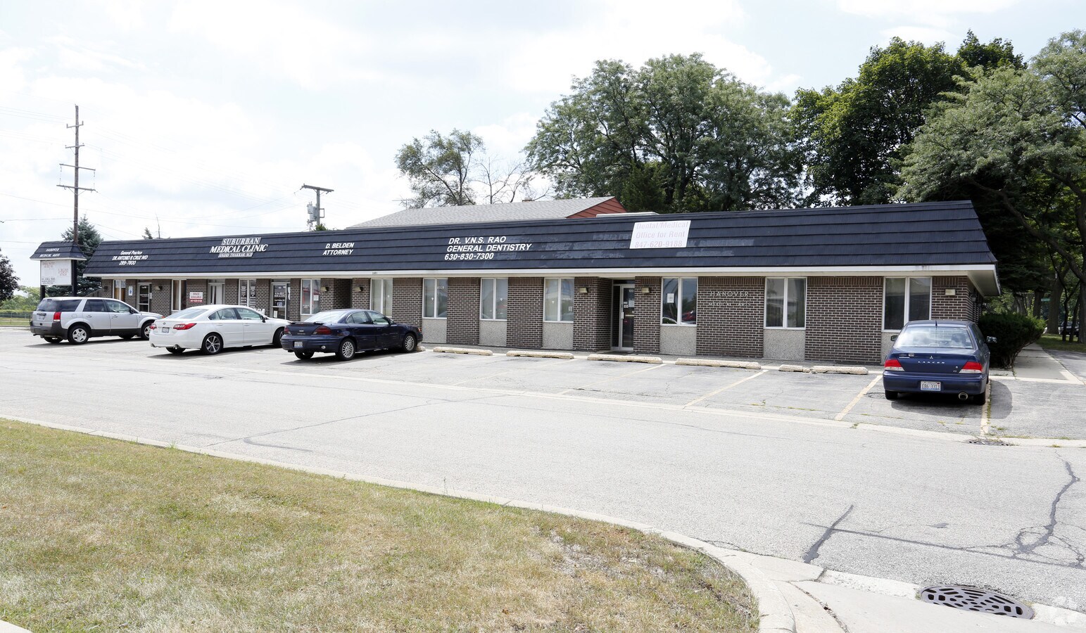 1601 Tanglewood Ave, Hanover Park, IL 60133