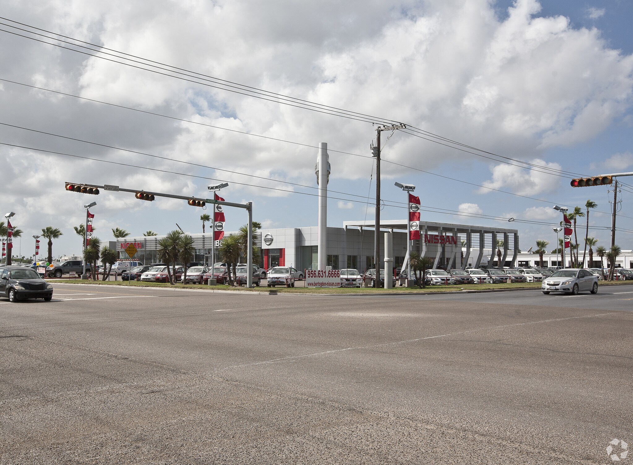 1328 E Hackberry Ave, McAllen, TX for sale Building Photo- Image 1 of 1