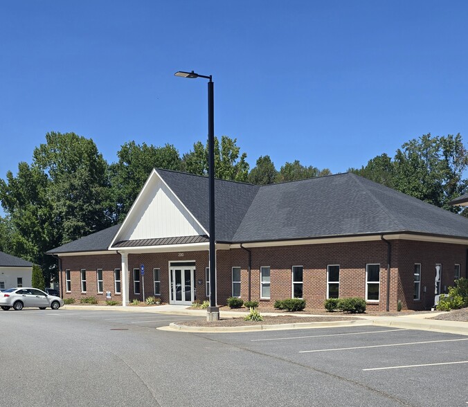 2053 Experiment Station Rd, Watkinsville, GA for lease - Building Photo - Image 3 of 11