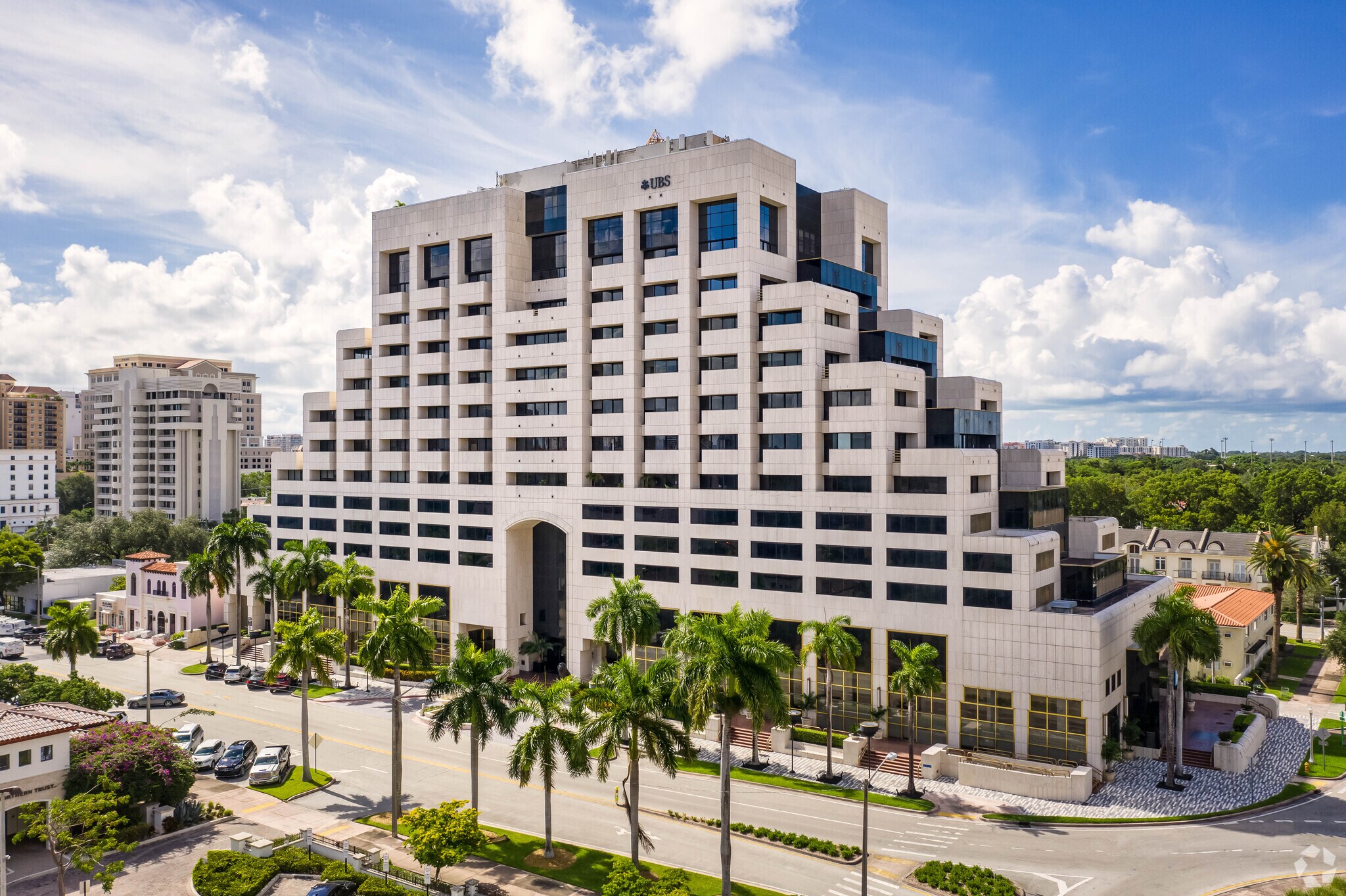 550 Biltmore Way, Coral Gables, FL 33134 SUBLEASE 550 Biltmore