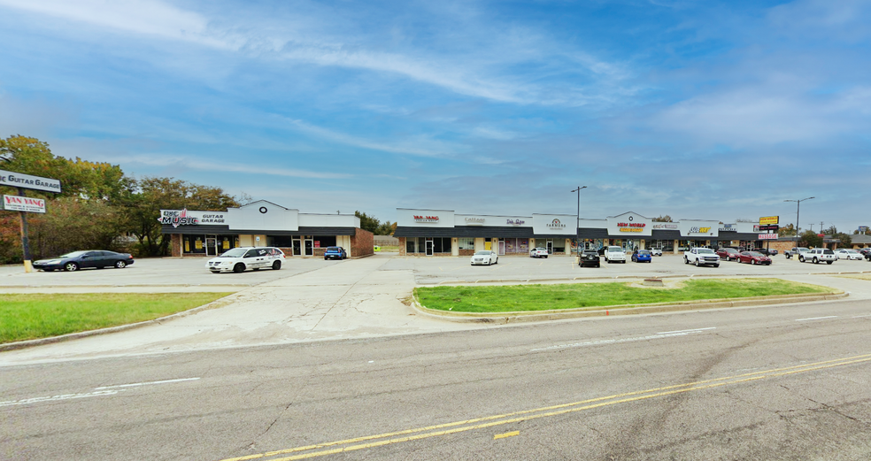 6209-6227 N Meridian Ave, Oklahoma City, OK for lease - Building Photo - Image 1 of 1