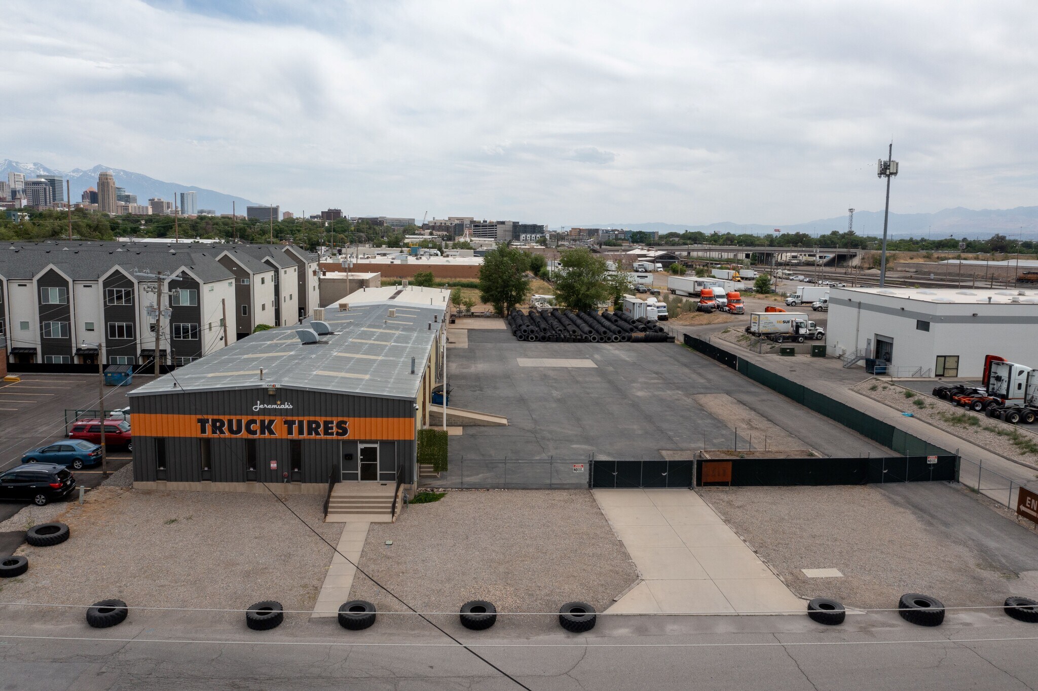 425 W 800 N, Salt Lake City, UT for lease Building Photo- Image 1 of 16