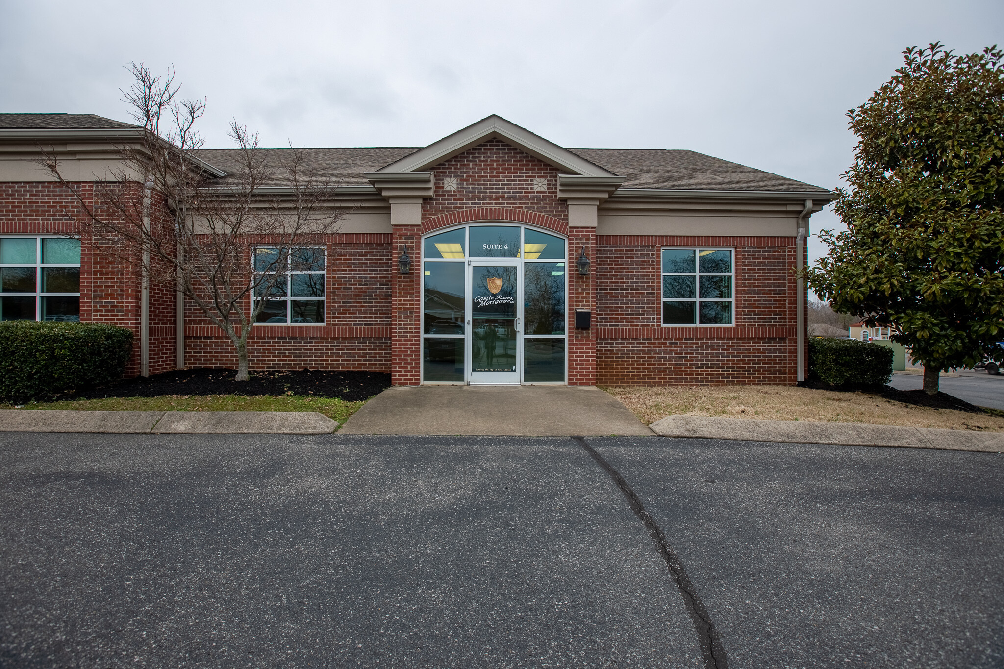 120 Center Pointe Dr, Clarksville, TN for sale Building Photo- Image 1 of 1