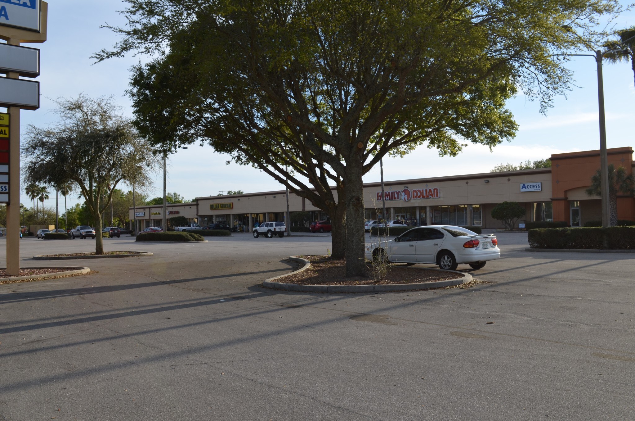 10101042 S 6th Ave, Wauchula, FL 33873 Wauchula Shopping Center