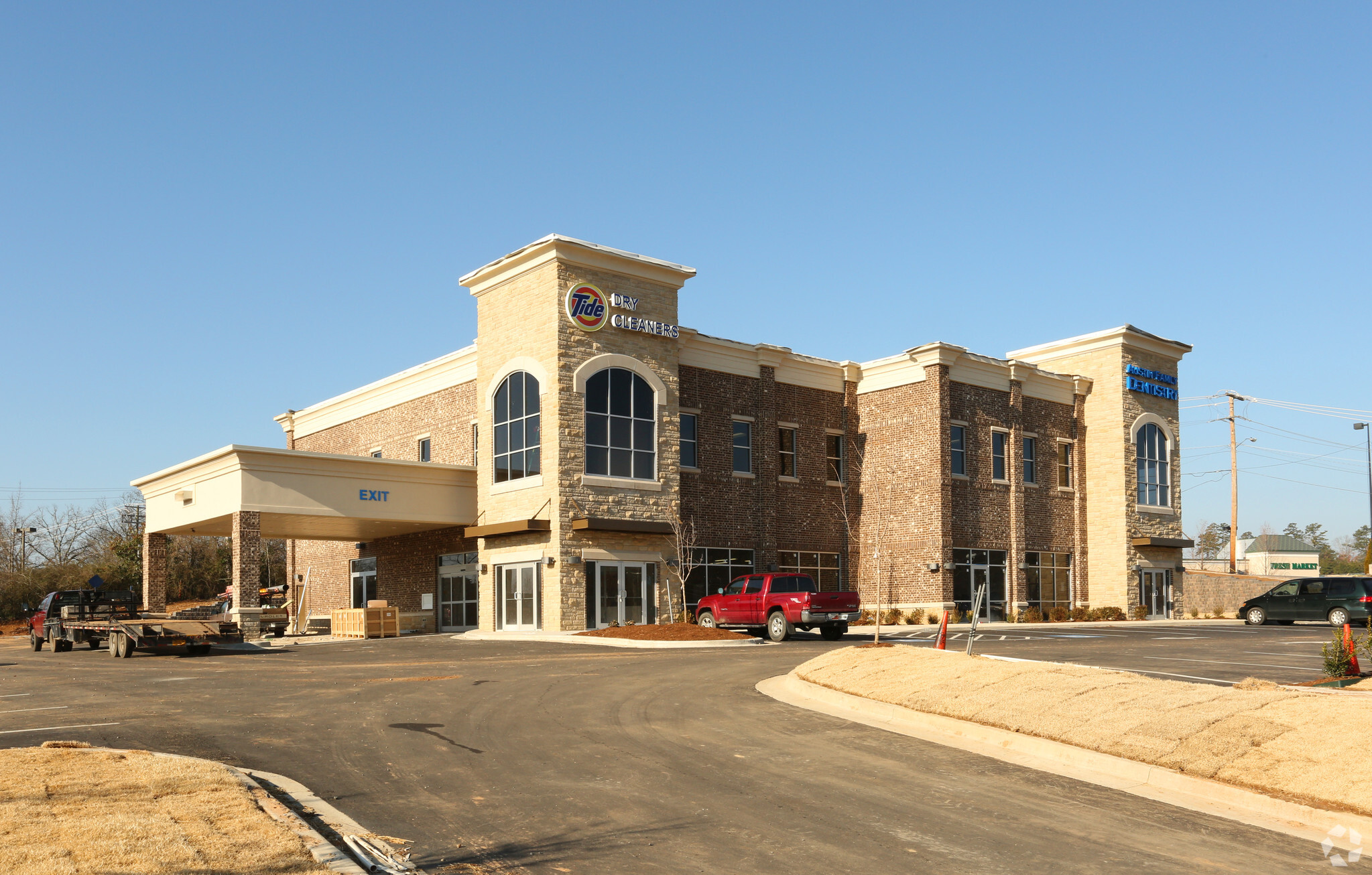 11211 Cantrell Rd, Little Rock, AR for sale Building Photo- Image 1 of 3