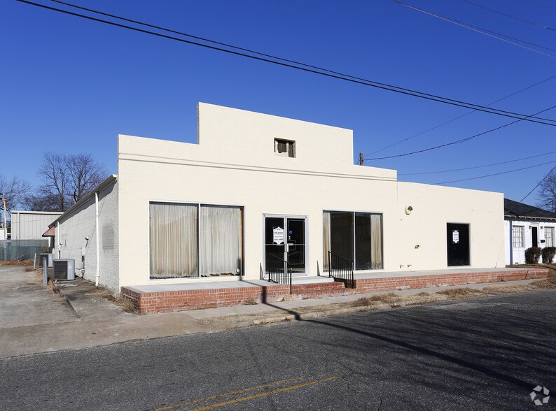 17 E Madison St, York, SC for sale - Primary Photo - Image 1 of 1