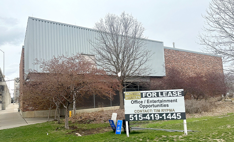 113 SW 8th St, Des Moines, IA for lease - Building Photo - Image 1 of 1