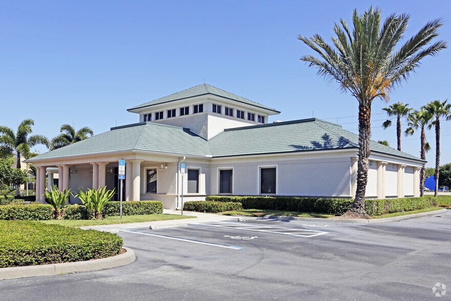 8341 Dani Dr Fort Myers Fl 33966 Retail For Sale Loopnet Com