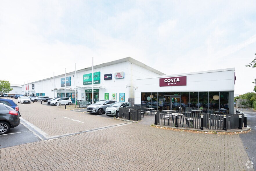 Sturry Rd, Canterbury for sale - Building Photo - Image 1 of 1