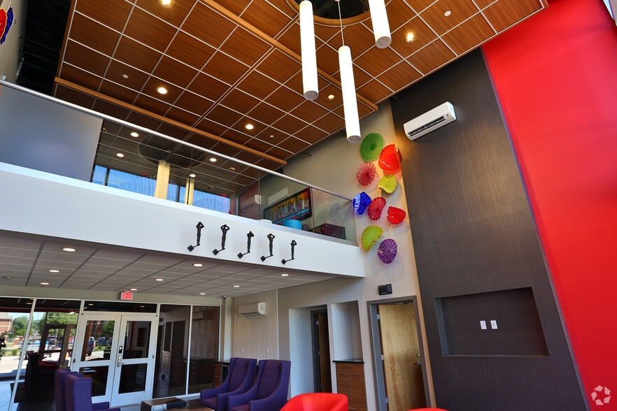 750 W Imhoff Rd, Norman, OK for sale - Interior Photo - Image 3 of 75