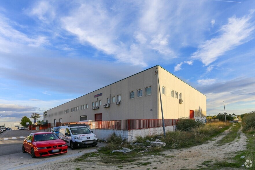 Industrial in Getafe, Madrid for sale - Primary Photo - Image 1 of 1