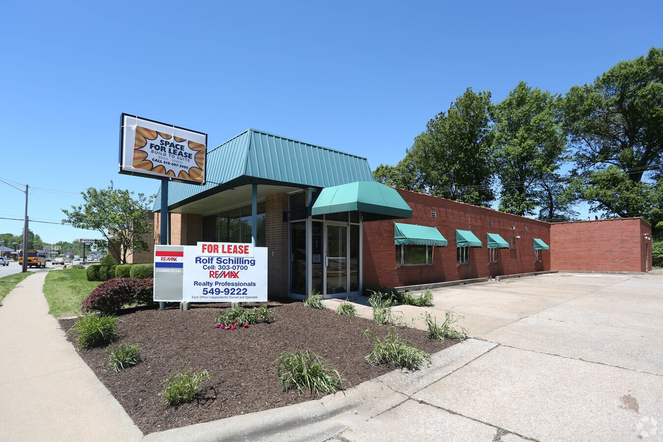 914 W Main St Carbondale Il 62901 Loopnet Com